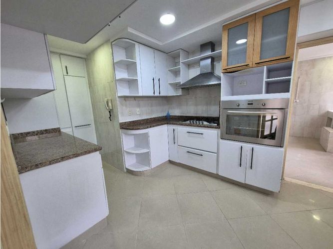 Apartamento de 4 alcobas en venta en Bocagrande, Cartagena, 178 m² · foto 13 de 24