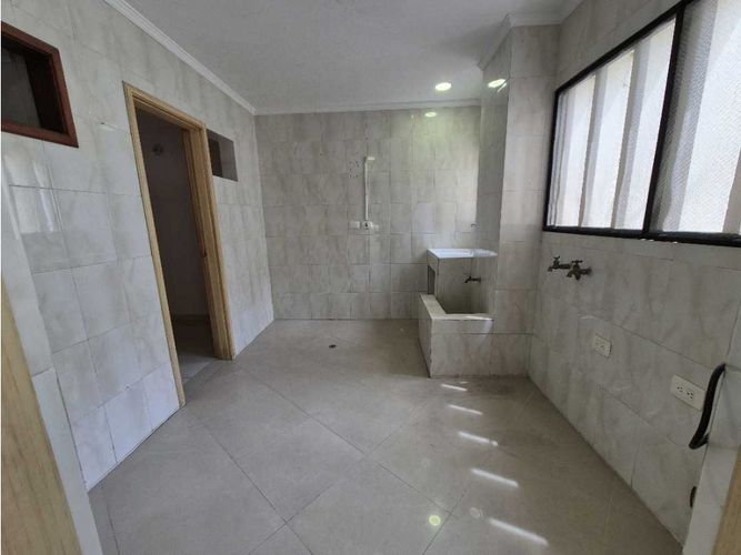 Apartamento de 4 alcobas en venta en Bocagrande, Cartagena, 178 m² · foto 17 de 24