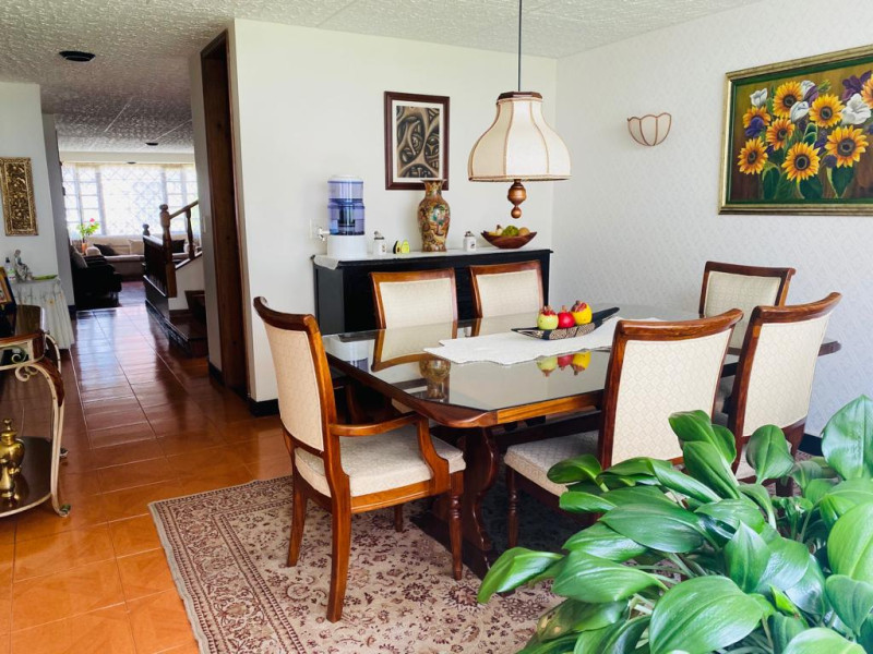 Casa en venta en El Contador, Bogotá · foto 3 de 19