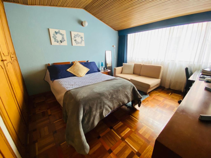 Casa en venta en El Contador, Bogotá · foto 8 de 19