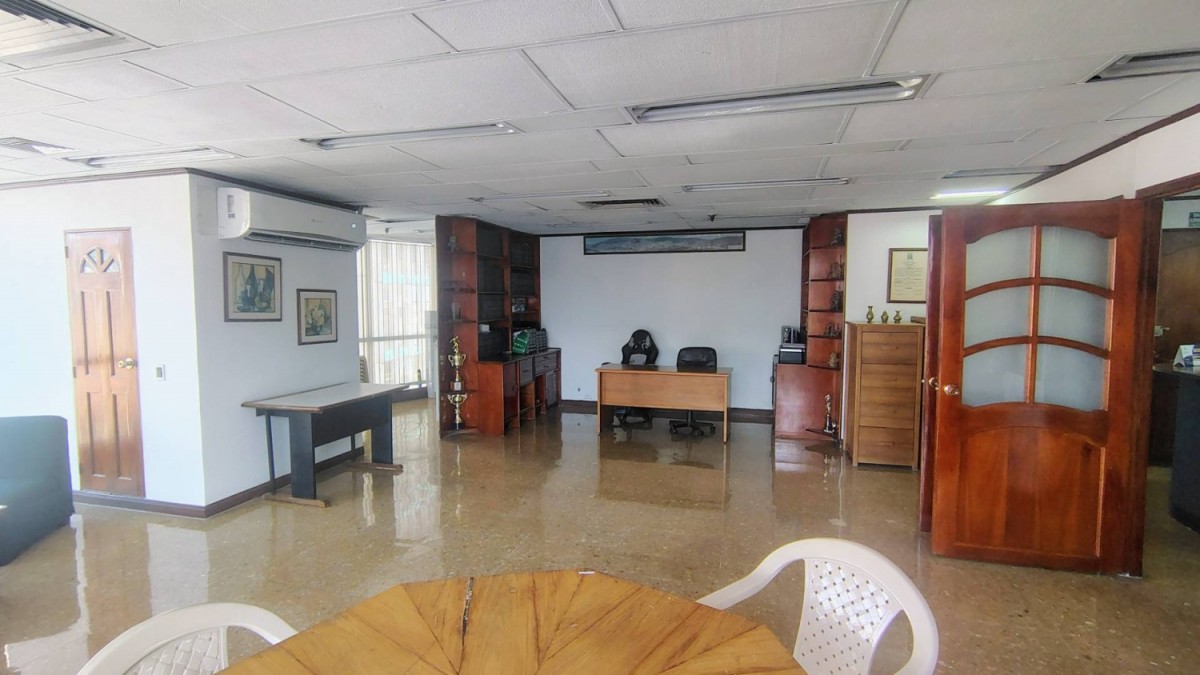 Oficina en venta en La candelaria, Medellín 4