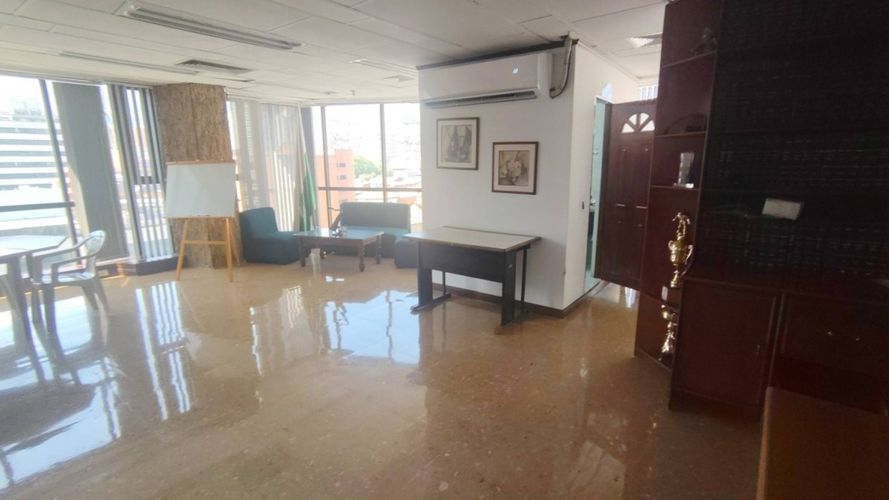 Oficina en venta en La Candelaria, Medellín, 56 m² · foto 8 de 24