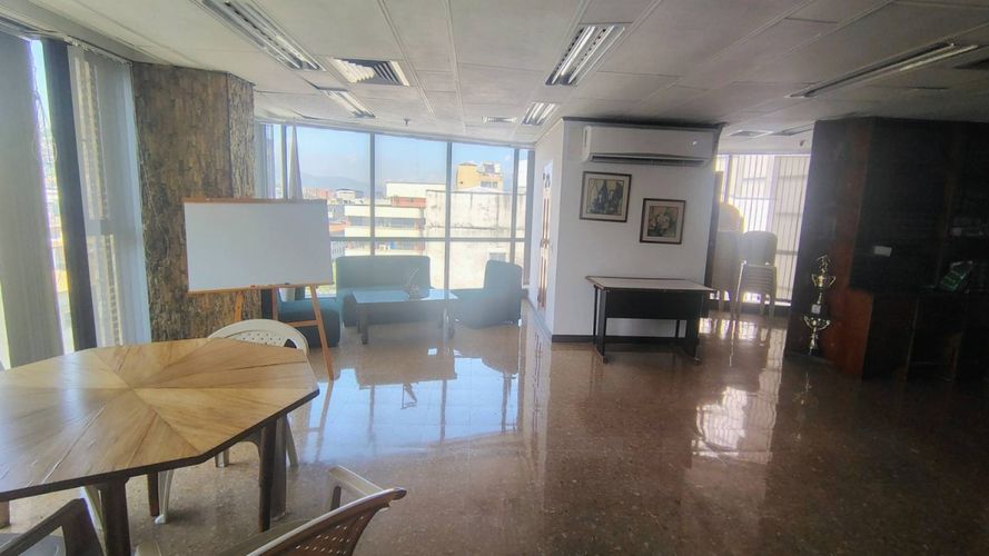 Oficina en venta en La Candelaria, Medellín, 56 m² · foto 11 de 24
