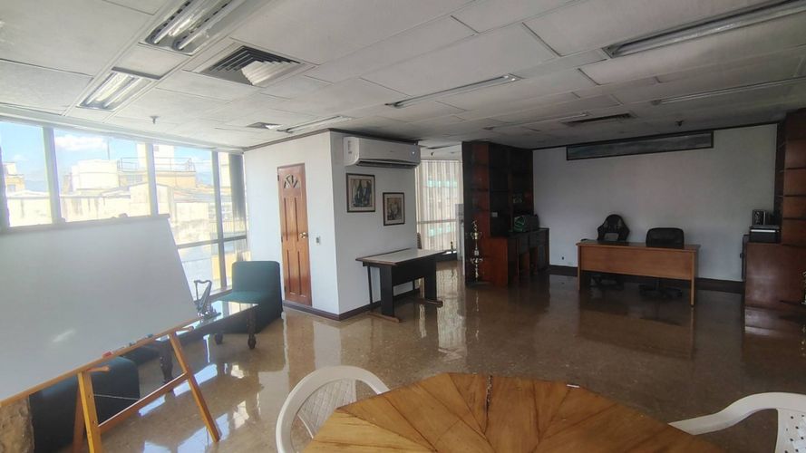 Oficina en venta en La Candelaria, Medellín, 56 m² · foto 16 de 24
