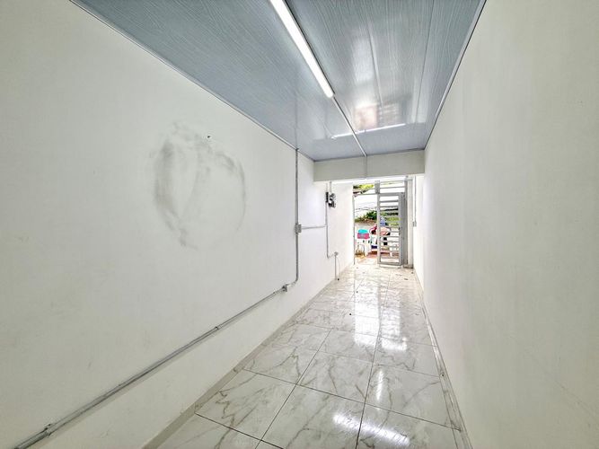 Local en arriendo en Tribunas Corcega, Pereira, 16 m² · foto 5 de 8