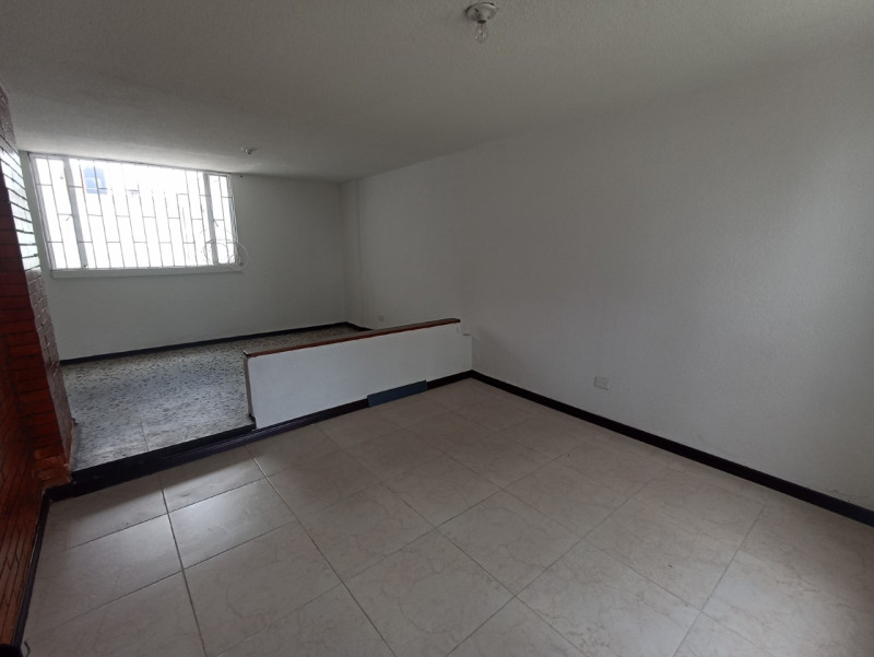 Casa en venta en Villa Sonia, Bogotá · foto 4 de 17