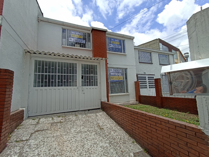 Casa en venta en Villa Sonia, Bogotá · foto 8 de 17