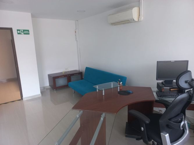 Casa de 5 alcobas en venta en El Batán, Bogotá, 342 m² · foto 7 de 21