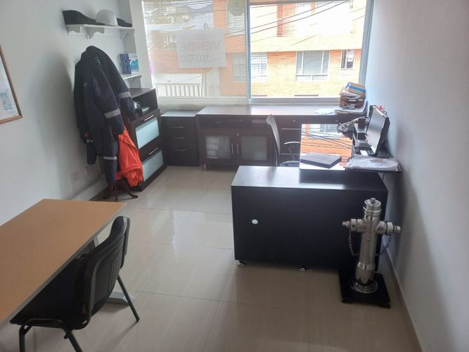 Casa de 5 alcobas en venta en El Batán, Bogotá, 342 m² · foto 13 de 21