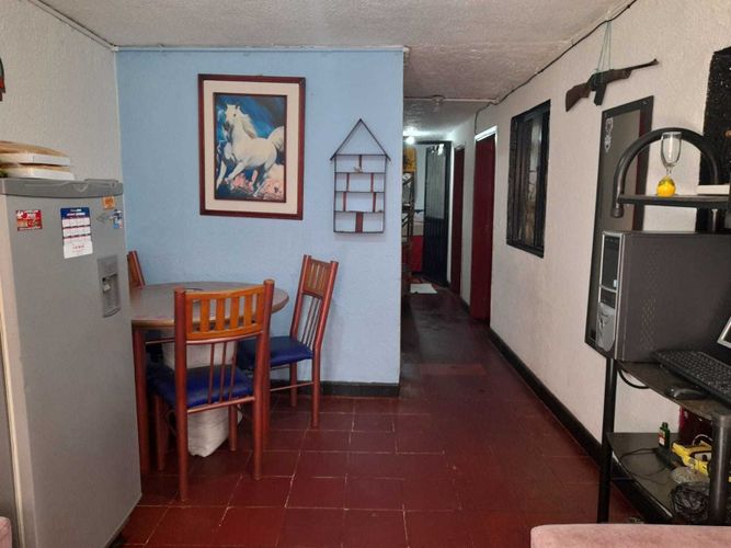 Casa de 11 alcobas en venta en Mariscal Sucre, Soacha, 201 m² · foto 8 de 12