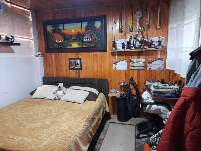 Casa de 11 alcobas en venta en Mariscal Sucre, Soacha, 201 m² · foto 10 de 12