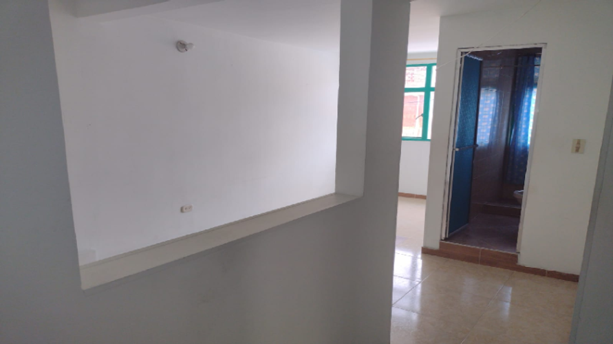 Casa de 9 alcobas en venta en Versalles, Bogotá, 240 m² · foto 5 de 15