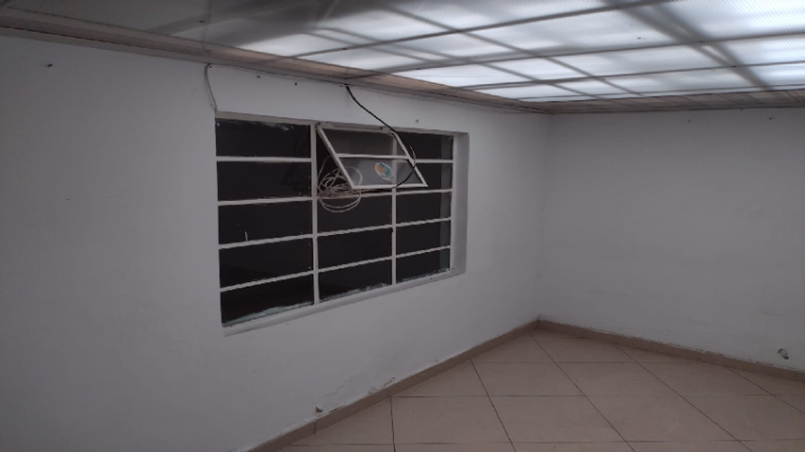 Casa de 9 alcobas en venta en Versalles, Bogotá, 240 m² · foto 9 de 15