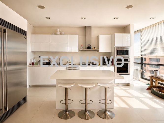 Apartamento de 3 alcobas en venta en La Cabrera, Bogotá, 274 m² · foto 11 de 18