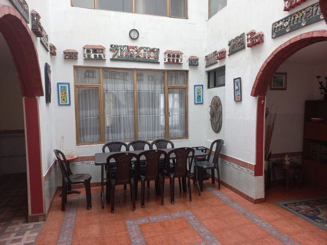 Casa de 5 alcobas en venta en San Jose Del Prado, Bogotá, 285 m² · foto 4 de 10