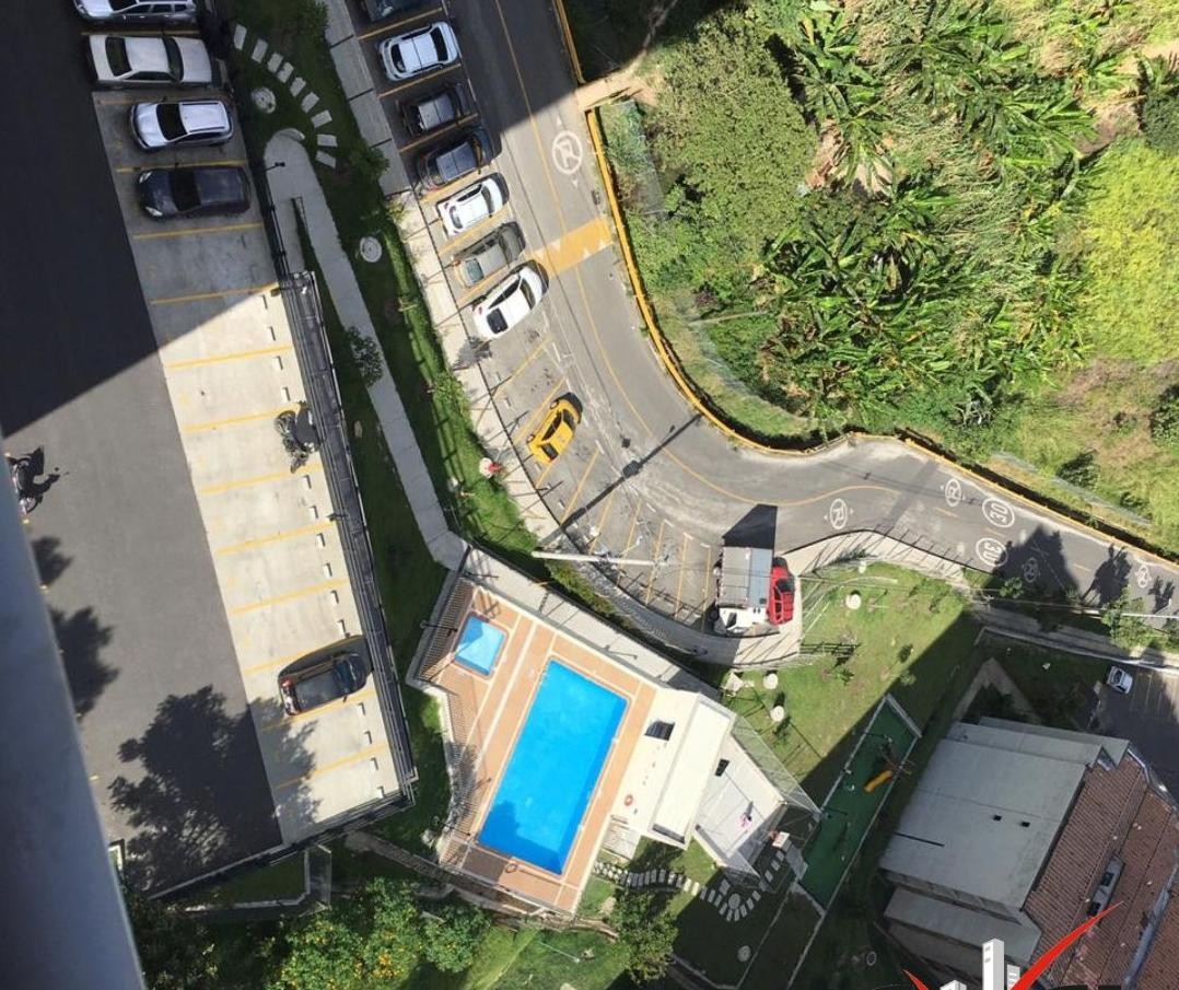 Apartamento en venta en Villa Del Parque, Itagüí · foto 10 de 24