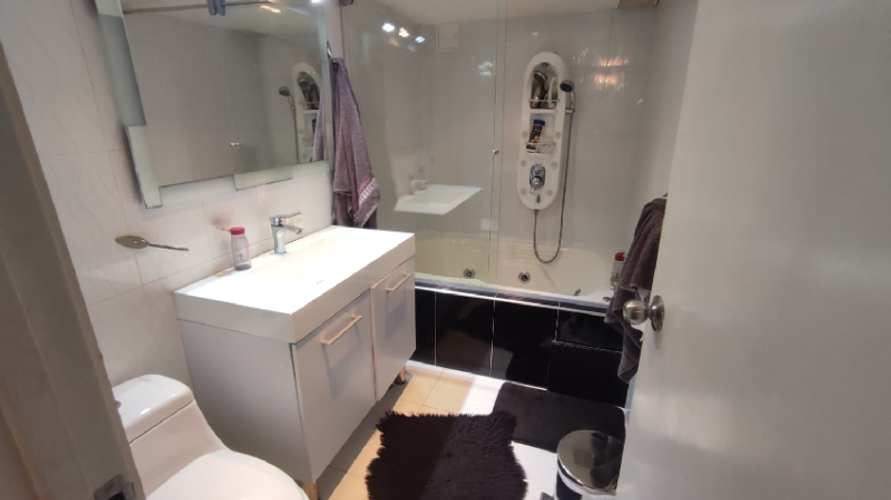 Casa de 8 alcobas en venta en Nicolas De Federman, Bogotá, 350 m² · foto 9 de 19