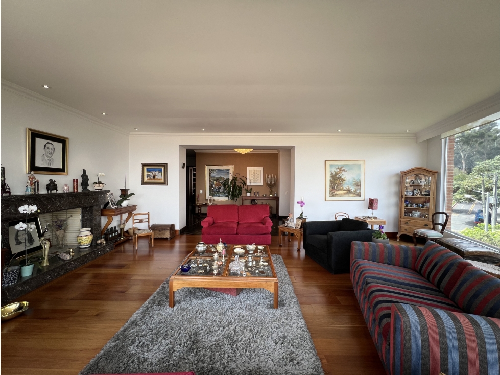 Apartamento en venta en Los Rosales, Bogotá · foto 4 de 24