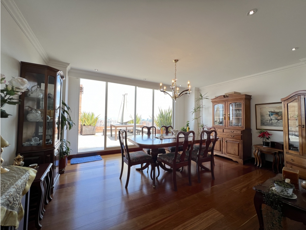 Apartamento en venta en Los Rosales, Bogotá · foto 7 de 24