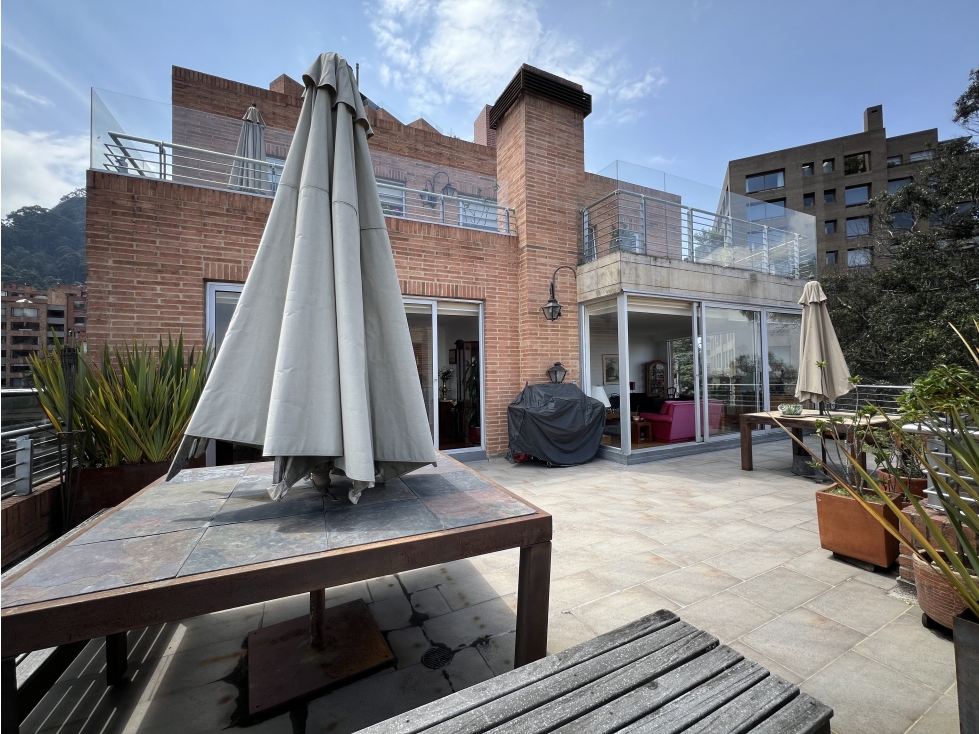 Apartamento en venta en Los Rosales, Bogotá · foto 9 de 24