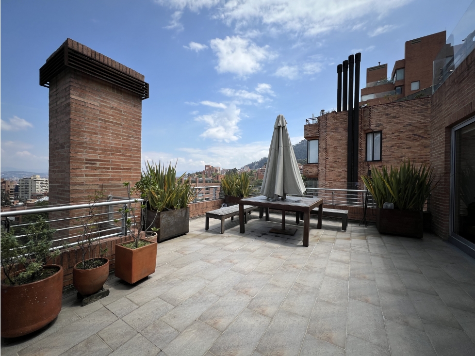 Apartamento en venta en Los Rosales, Bogotá · foto 10 de 24