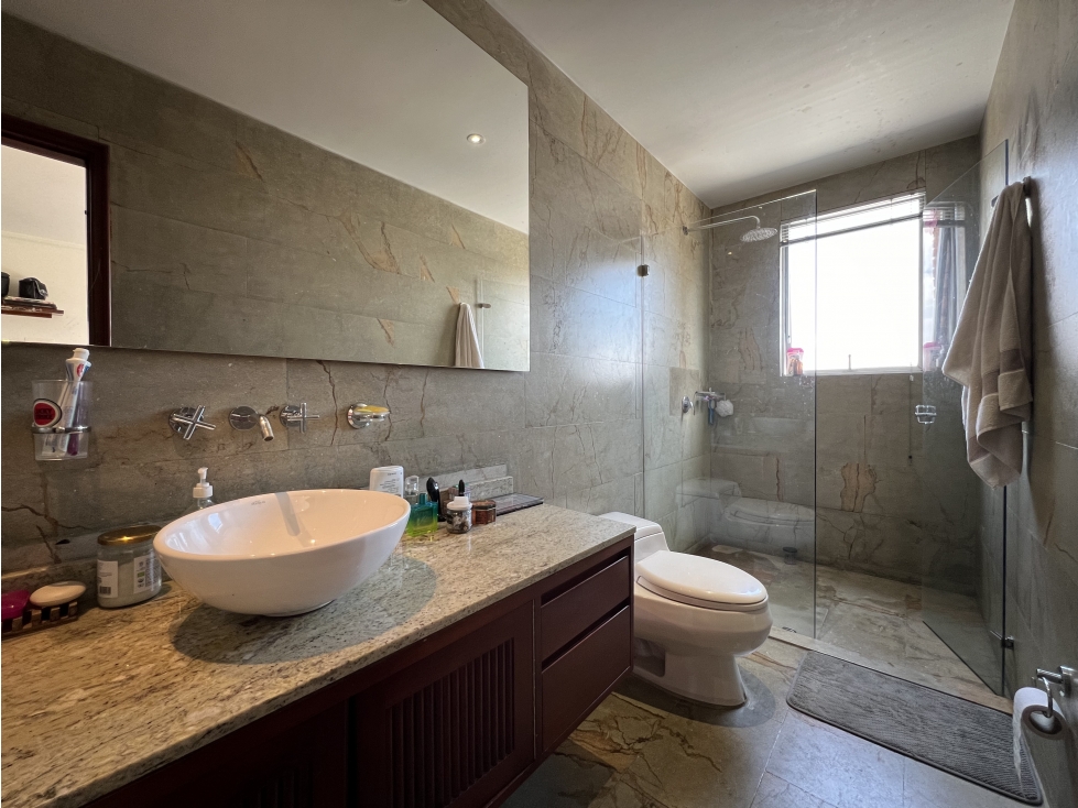 Apartamento en venta en Los Rosales, Bogotá · foto 12 de 24