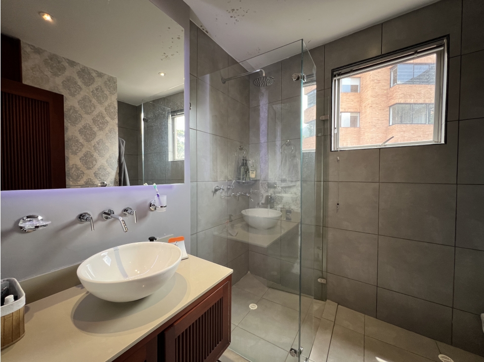 Apartamento en venta en Los Rosales, Bogotá · foto 13 de 24