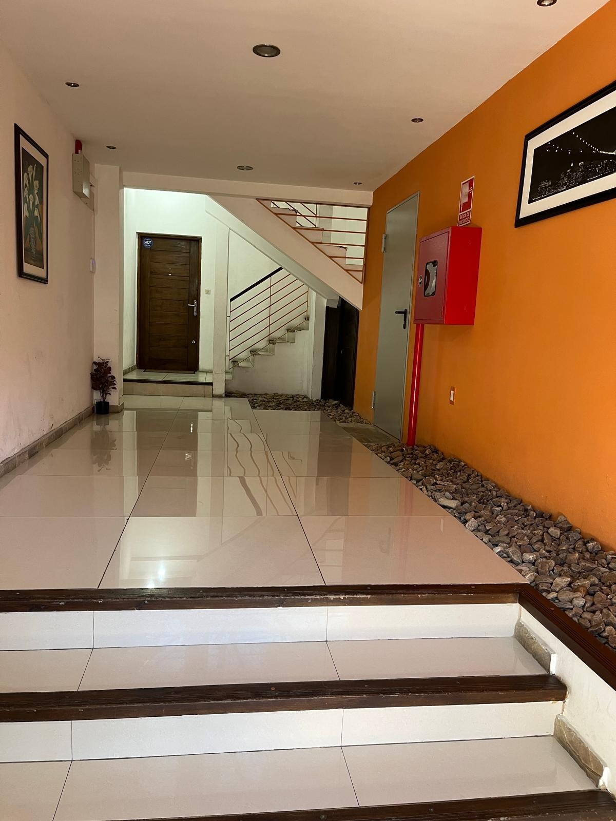 Apartamento 2 dormitorios en Pocitos! . Preciosa oportunidad de vivienda , gran ubicacion