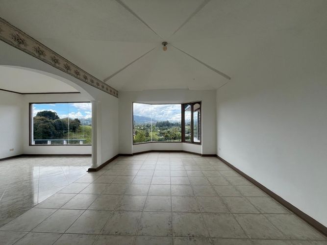 Casa de 3 alcobas en venta en Los Salados, El Retiro, 286 m² · foto 4 de 20