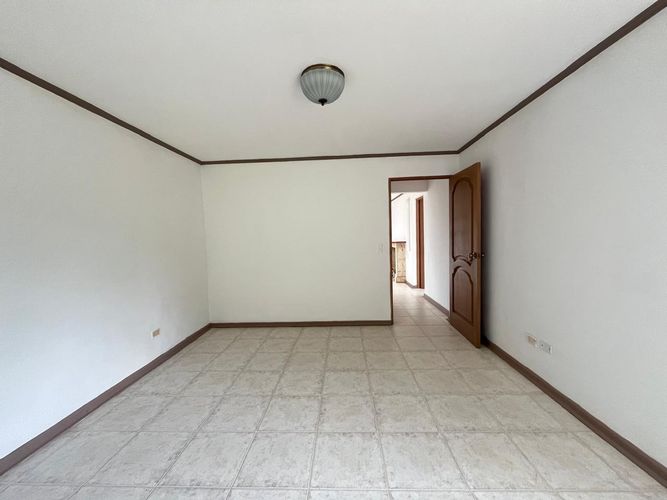 Casa de 3 alcobas en venta en Los Salados, El Retiro, 286 m² · foto 16 de 20