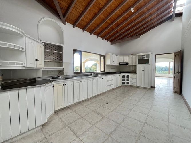 Casa de 3 alcobas en venta en Los Salados, El Retiro, 286 m² · foto 5 de 20