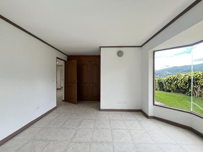 Casa de 3 alcobas en venta en Los Salados, El Retiro, 286 m² · foto 13 de 20