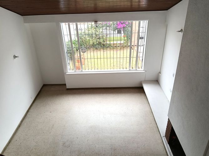 Casa de 4 alcobas en venta en Las Villas, Bogotá, 300 m² · foto 13 de 22