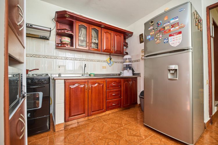 Casa de 3 alcobas en venta en Centro, Bello, 90 m² · foto 2 de 21