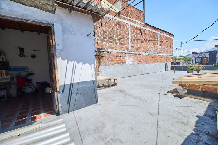 Casa de 3 alcobas en venta en Centro, Bello, 90 m² · foto 16 de 21