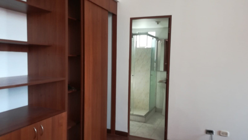 Apartamento en venta en Ciudad Alsacia, Bogotá · foto 4 de 10