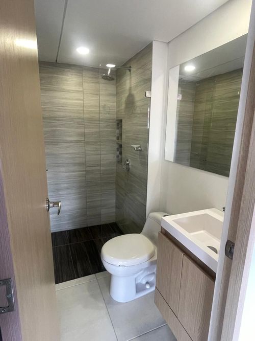 Apartamento en venta en Centro, Itagüí · foto 4 de 24