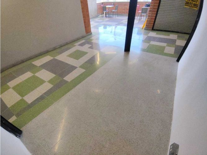 Local en arriendo en Niquia, Bello, 8 m² · foto 4 de 11