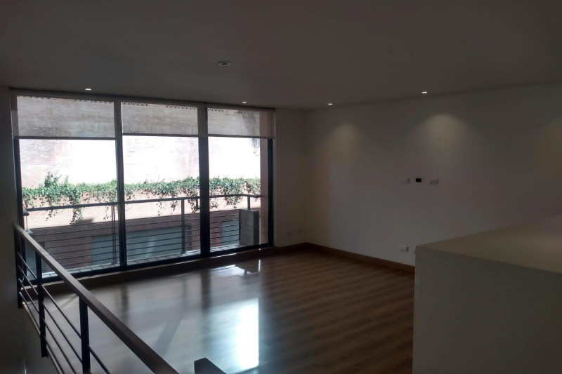 Apartamento en venta en Los Rosales, Bogotá · foto 2 de 10
