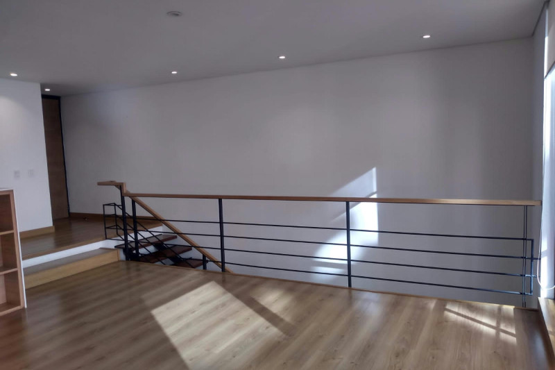 Apartamento en venta en Los Rosales, Bogotá · foto 3 de 10