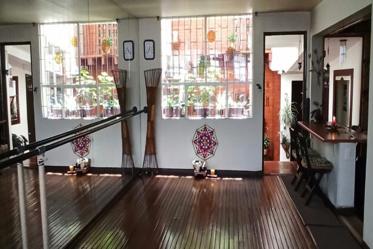 Casa de 5 alcobas en venta en Alcazares Norte, Bogotá, 412 m² · foto 3 de 10