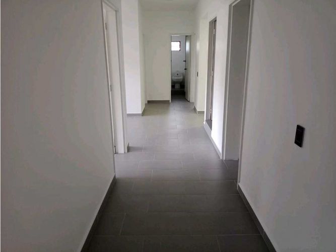 Local en arriendo en Laureles, Medellín, 200 m² · foto 11 de 14