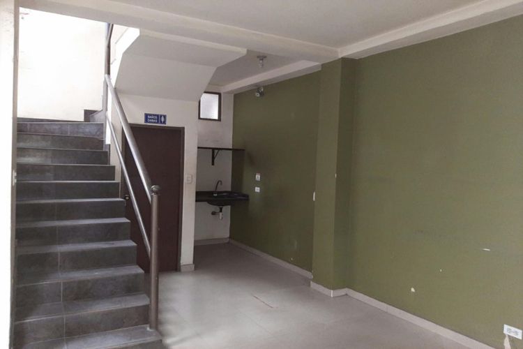 Casa de 4 alcobas en venta en La Granja, Bogotá, 400 m² · foto 3 de 8