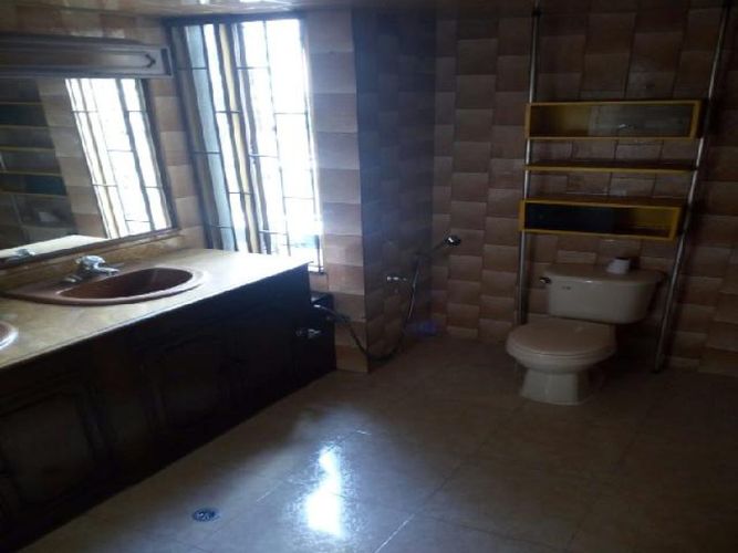 Apartamento de 3 alcobas en venta en Chico Norte, Bogotá, 192 m² · foto 9 de 10