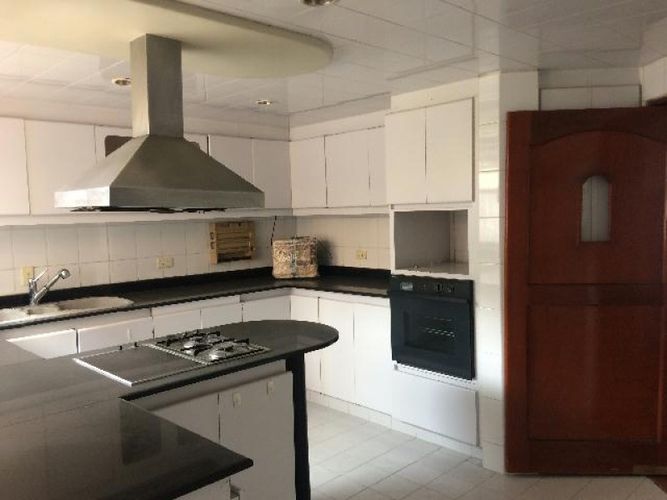 Apartamento de 3 alcobas en venta en Chico, Bogotá, 151 m² · foto 6 de 8