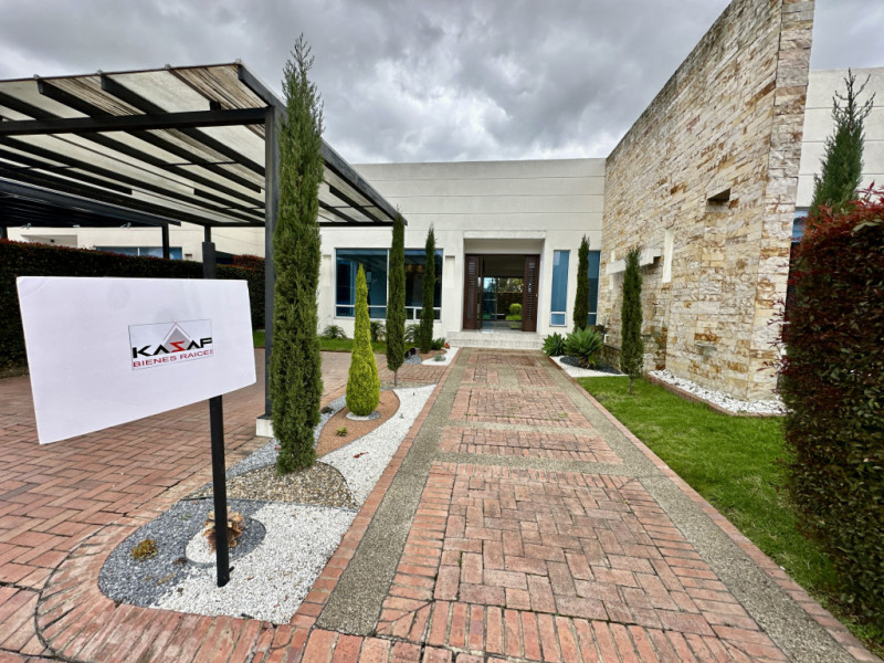 Casa en venta en Santa Cruz, Cajicá · foto 3 de 24