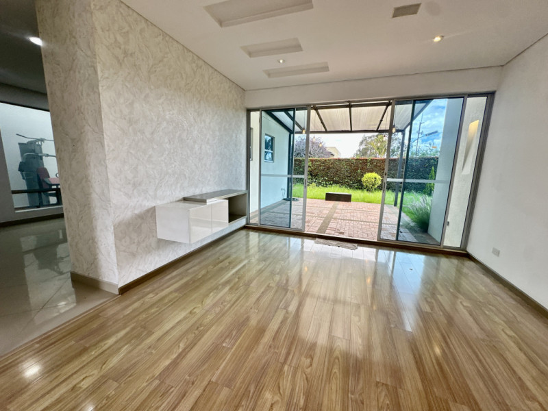 Casa en venta en Santa Cruz, Cajicá · foto 8 de 24