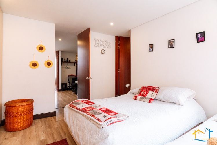 Casa de 4 alcobas en venta en Cota, 185 m² · foto 21 de 24