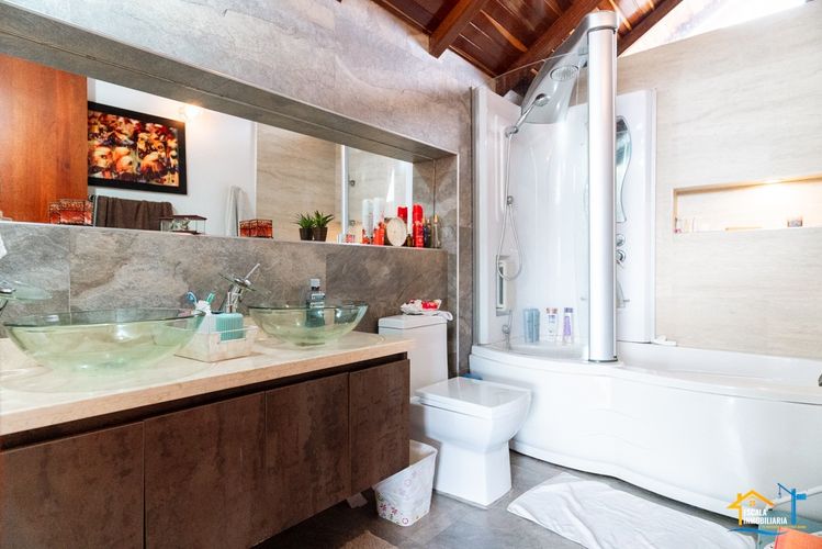 Casa de 4 alcobas en venta en Cota, 185 m² · foto 24 de 24