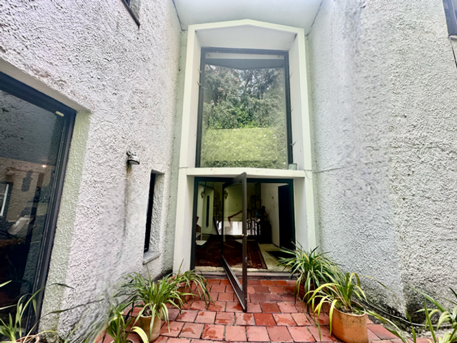 Casa de 3 alcobas en venta en Los Rosales, Bogotá, 483 m² · foto 13 de 15
